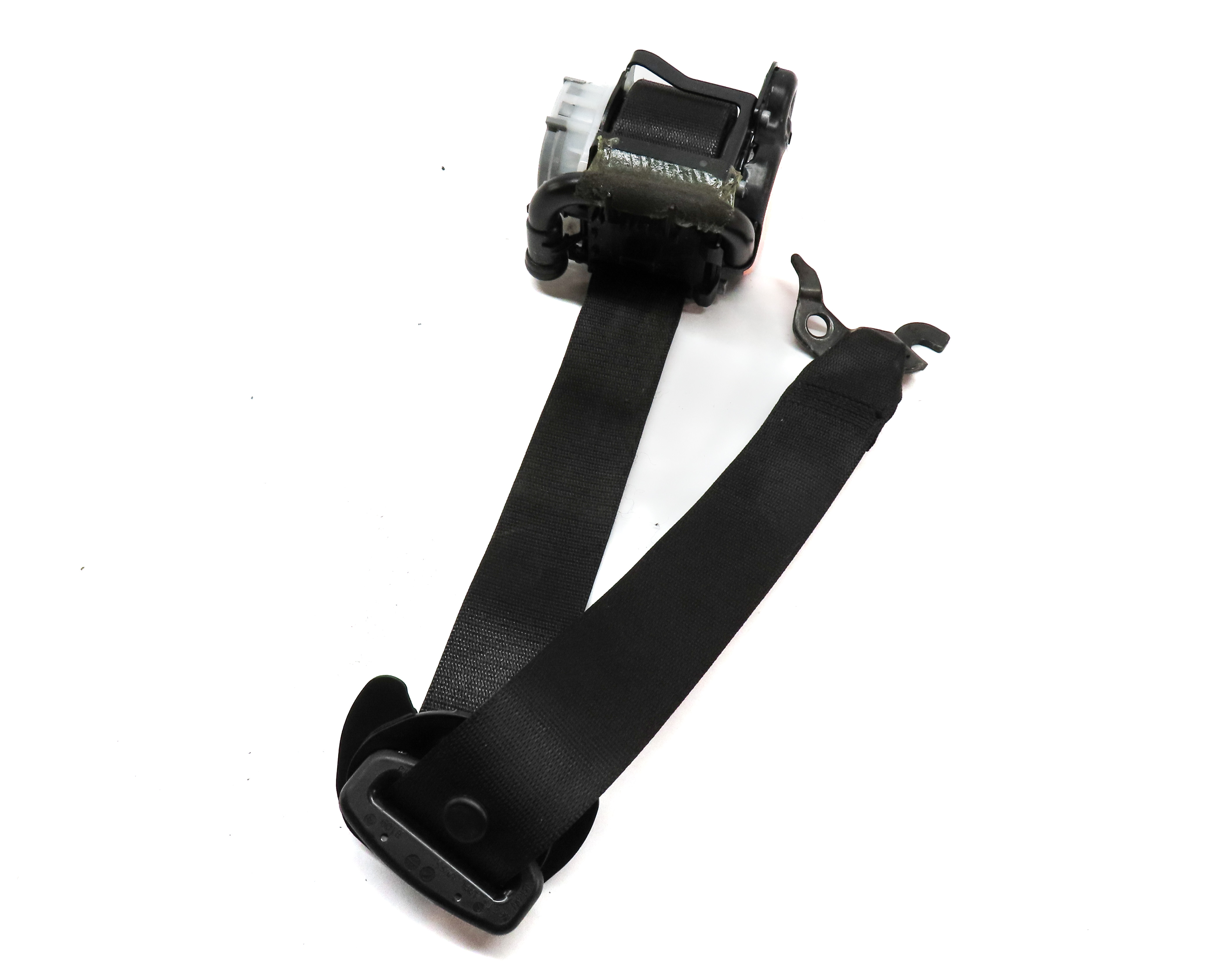 11-18 BMW X3 X4 (F25 F26) LEFT FRONT DRIVER SEATBELT BUCKLE RETRACTOR (BLACK) — exact item pictured